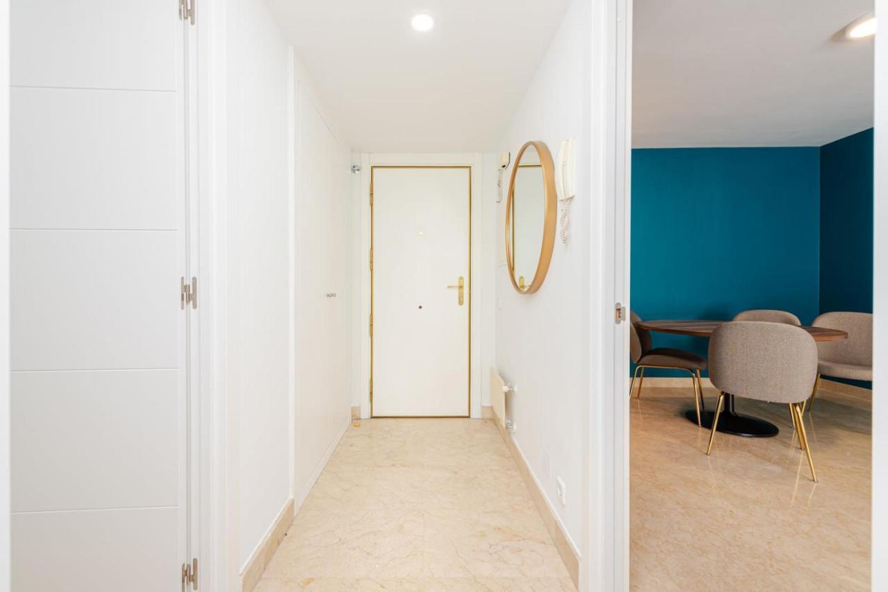 Robles Stylish & Modern Apartmenst In