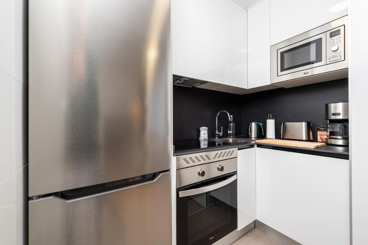 Robles Stylish&modern 1 Bedroom In Conde Orgaz Madrid